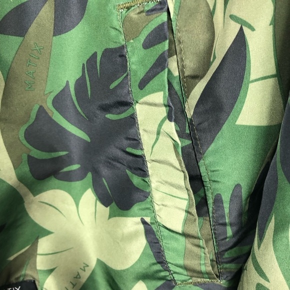 Matix Palm camouflage polyester zip hooded windbreaker jacket green S - Picture 5 of 10